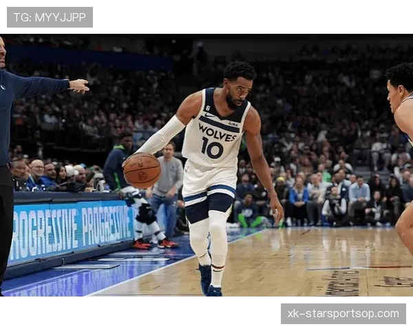 康利无球跑动改变防守布局，提升爵士进攻效率