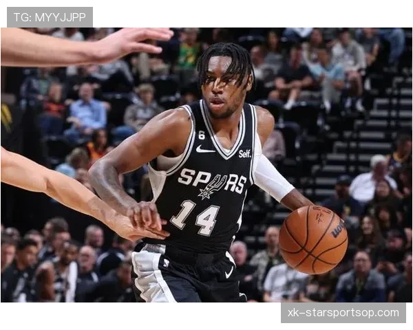 德斯蒙德·班恩挡拆拉开空间提升三分命中率明显优于上季